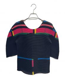 me ISSEY MIYAKE（ミーイッセイ ミヤケ）の古着「長袖ブラウス」｜ブラック×レッド