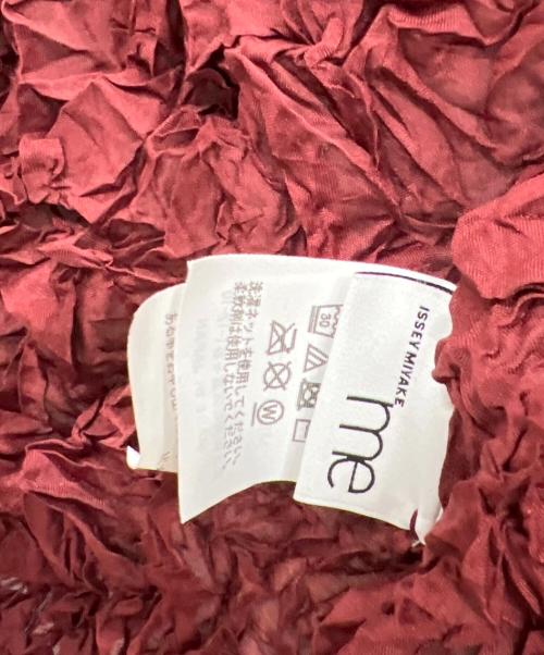 ISSEY MIYAKE me（イッセイ ミヤケ ミー）ISSEY MIYAKE ME (イッセイ ミヤケ ミー) 薄手カーディガン レッド サイズ:FREEの古着・服飾アイテム