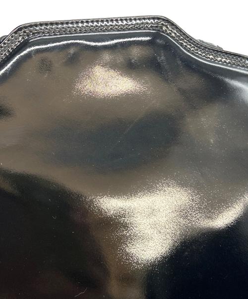 Salvatore Ferragamo（サルヴァトーレ フェラガモ）Salvatore Ferragamo (サルヴァトーレ フェラガモ) エナメルショルダーバッグ ブラックの古着・服飾アイテム