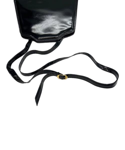 Salvatore Ferragamo（サルヴァトーレ フェラガモ）Salvatore Ferragamo (サルヴァトーレ フェラガモ) エナメルショルダーバッグ ブラックの古着・服飾アイテム