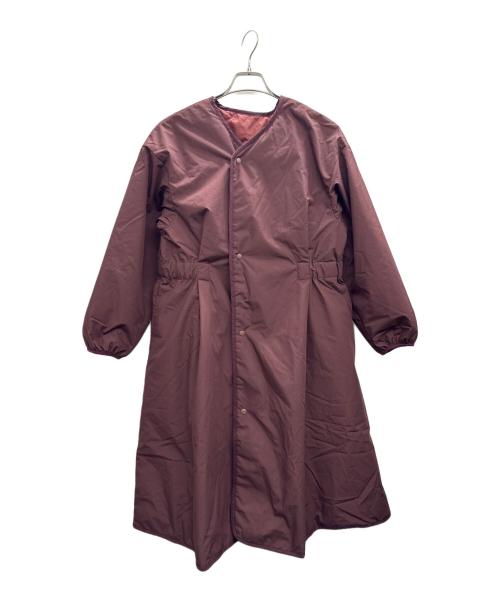 nanamica（ナナミカ）nanamica (ナナミカ) ダウンドレス ロングコート レッド 未使用品の古着・服飾アイテム