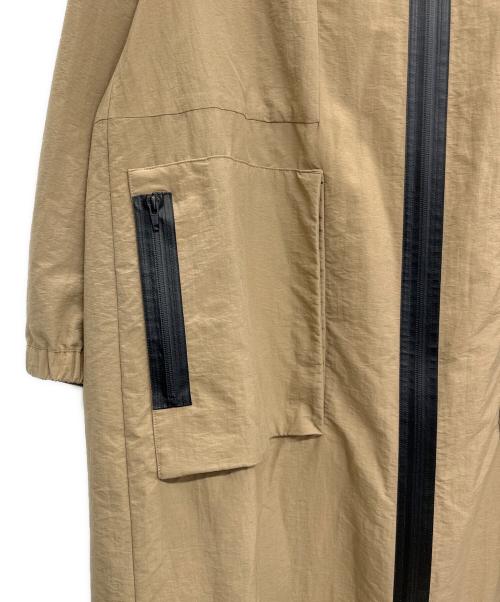 upper hights（アッパーハイツ）upper hights (アッパーハイツ) コート ベージュの古着・服飾アイテム