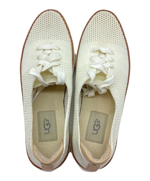 UGG（アグ）UGG (アグ) ローカットスニーカー ベージュ サイズ:22の古着・服飾アイテム