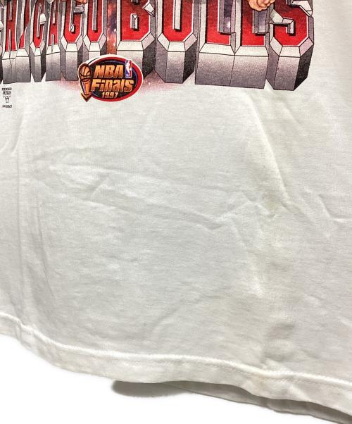 VINTAGE（ヴィンテージ）VINTAGE (ヴィンテージ) NBA CHICAGO BULLS 1997 FINALS ホワイト×レッド サイズ:18/20 未使用品の古着・服飾アイテム