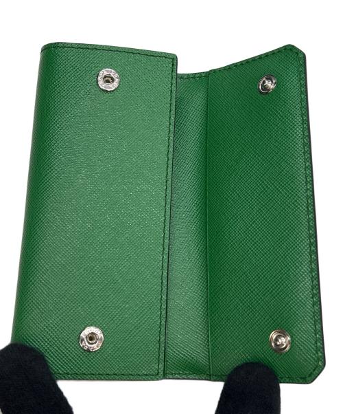 PRADA（プラダ）PRADA (プラダ) 6連キーケース SAFFIANO CORNER VERDE(グリーン)の古着・服飾アイテム
