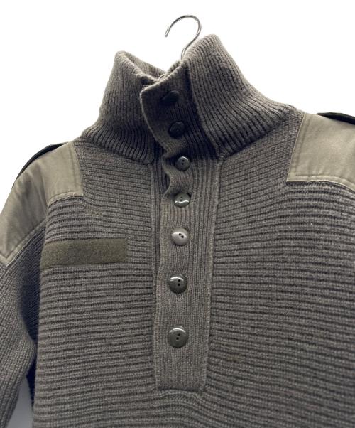Austrian ARMY（オーストリアンアーミー）Austrian ARMY (オーストリアンアーミー) アルパインニットセーター カーキ サイズ:Freeの古着・服飾アイテム