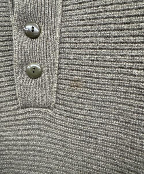 Austrian ARMY（オーストリアンアーミー）Austrian ARMY (オーストリアンアーミー) アルパインニットセーター カーキ サイズ:Freeの古着・服飾アイテム