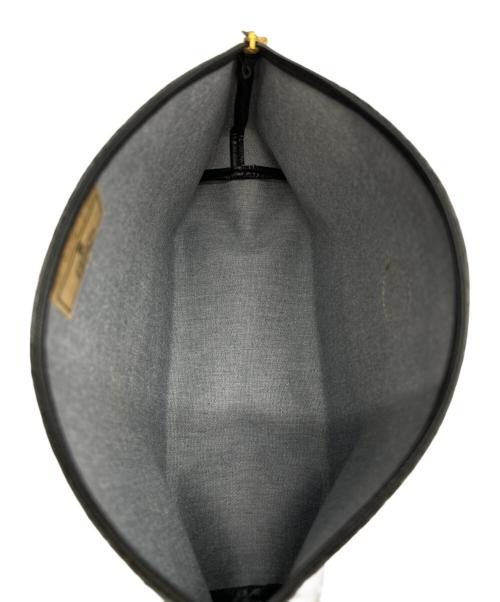 FENDI（フェンディ）FENDI (フェンディ) クラッチバッグ ブラウンの古着・服飾アイテム