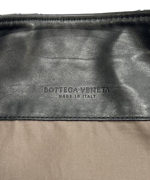 BOTTEGA VENETA（ボッテガベネタ）BOTTEGA VENETA (ボッテガベネタ) ショルダーバッグ イントレチャート ブラックの古着・服飾アイテム