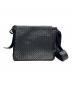 BOTTEGA VENETA（ボッテガベネタ）の古着「ショルダーバッグ イントレチャート」｜ブラック