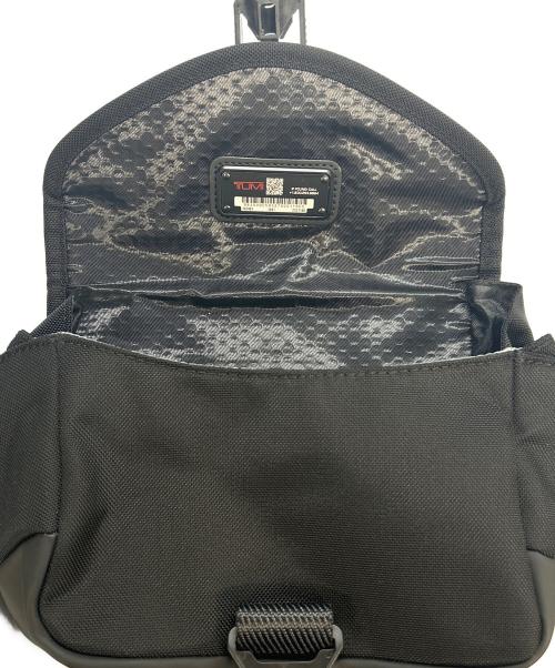 TUMI（トゥミ）TUMI (トゥミ) ショルダーバッグ コンパス クロスボディ ブラックの古着・服飾アイテム