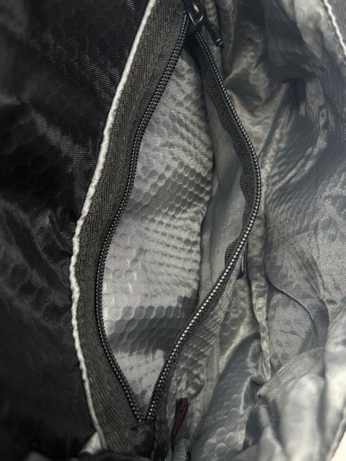 TUMI（トゥミ）TUMI (トゥミ) ショルダーバッグ コンパス クロスボディ ブラックの古着・服飾アイテム