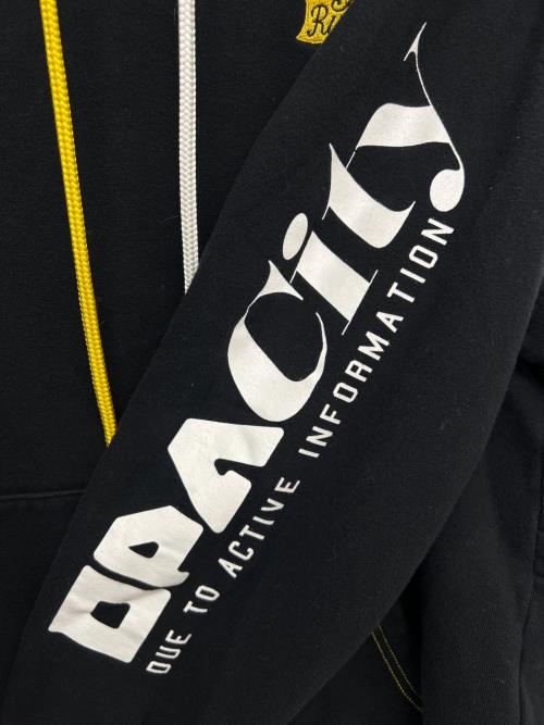 RUSSELUNO（ラッセルノ）RUSSELUNO (ラッセルノ) ジップパーカー ブラック×イエロー サイズ:4の古着・服飾アイテム