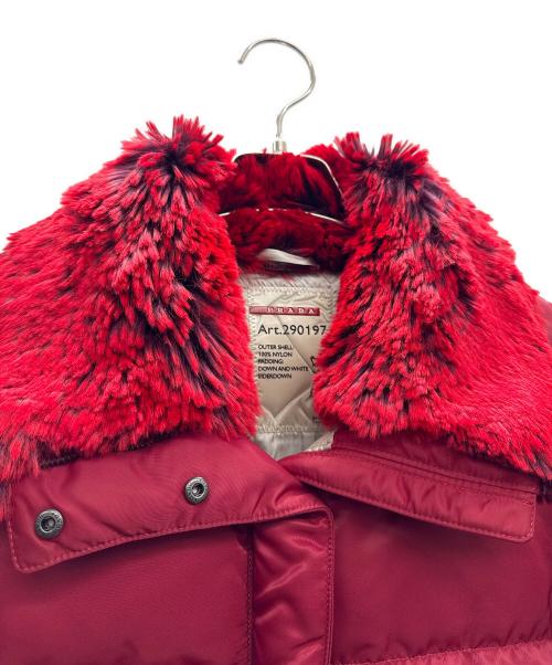 PRADA（プラダ）PRADA (プラダ) ファー付ダウンジャケット レッド サイズ:38の古着・服飾アイテム