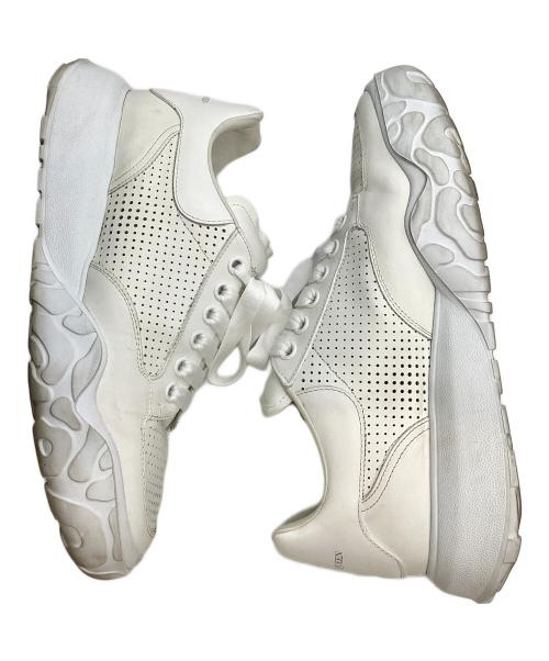 ALEXANDER McQUEEN（アレキサンダーマックイーン）ALEXANDER McQUEEN (アレキサンダーマックイーン) Court Trainer ホワイト サイズ:42の古着・服飾アイテム