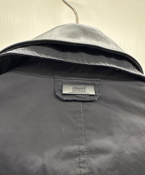 ARMANI COLLEZIONI（アルマーニ コレツィオーニ）ARMANI COLLEZIONI (アルマーニ コレツィオーニ) レザー切替コート ブラック サイズ:46の古着・服飾アイテム