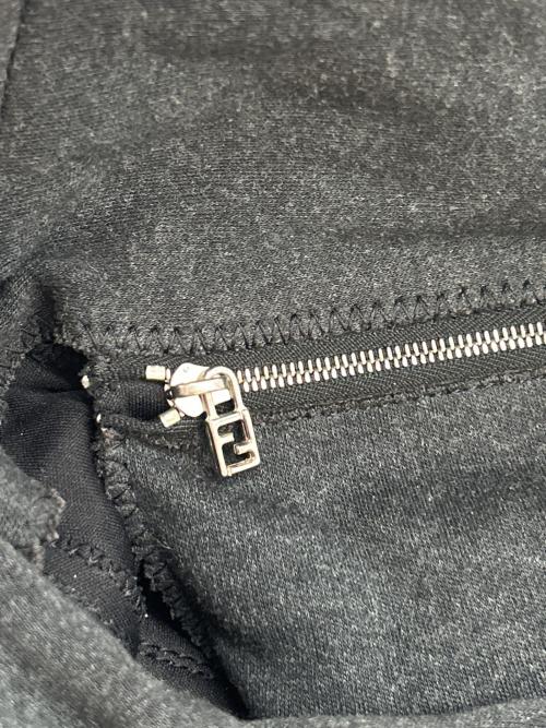 FENDI（フェンディ）FENDI (フェンディ) ハンドバッグ グレーの古着・服飾アイテム