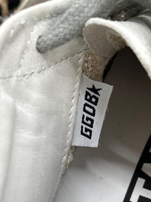 GOLDEN GOOSE（ゴールデングース）GOLDEN GOOSE (ゴールデングース) MIDSTAR レオパード ハラコ GGDB  ダメージ加工 ブラウン×ホワイト サイズ:36の古着・服飾アイテム