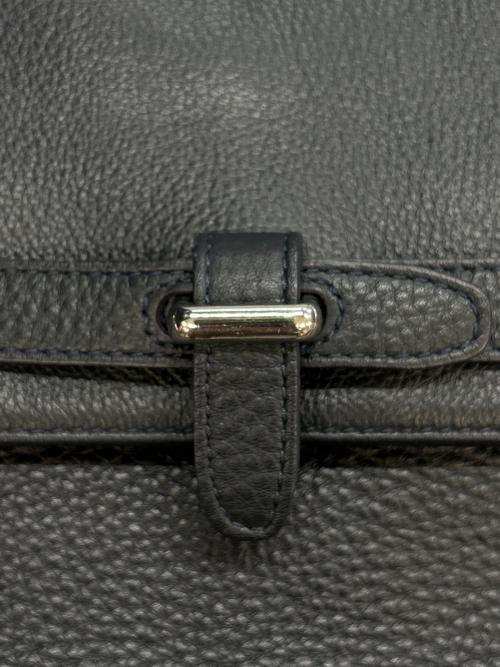 PELLE MORBIDA（ペッレモルビダ）PELLE MORBIDA (ペッレモルビダ) ショルダーバッグ Maiden Voyage クラッチバッグ ブラックの古着・服飾アイテム