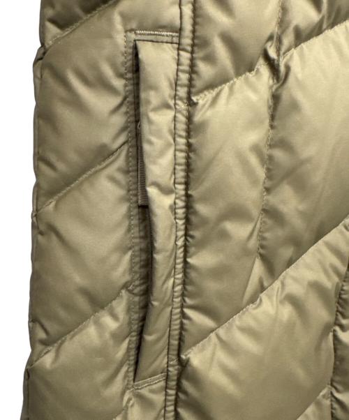 Patagonia（パタゴニア）Patagonia (パタゴニア) ダウンコート オリーブ サイズ:Sの古着・服飾アイテム