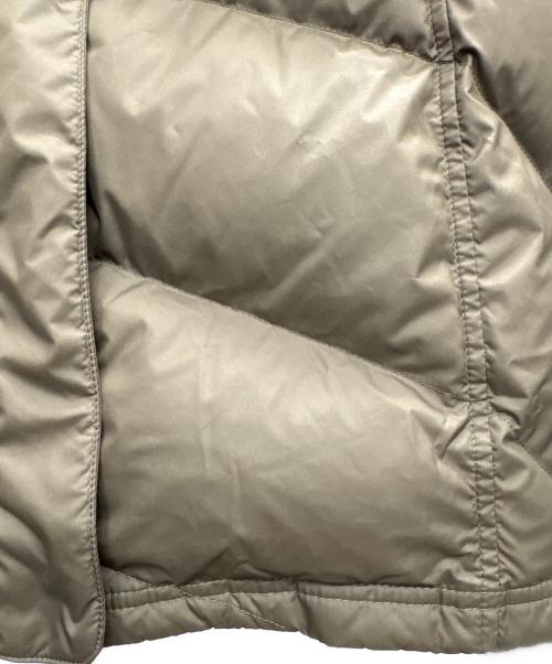 Patagonia（パタゴニア）Patagonia (パタゴニア) ダウンコート オリーブ サイズ:Sの古着・服飾アイテム
