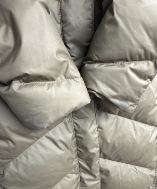 Patagonia（パタゴニア）Patagonia (パタゴニア) ダウンコート オリーブ サイズ:Sの古着・服飾アイテム