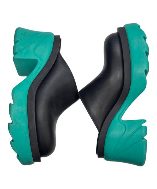 BOTTEGA VENETA（ボッテガベネタ）BOTTEGA VENETA (ボッテガベネタ) フラッシュ レザー クロッグ ブラック×グリーン サイズ:37の古着・服飾アイテム