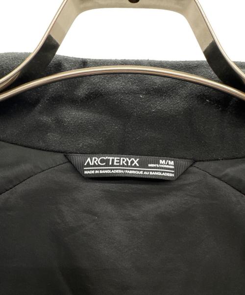 ARC'TERYX（アークテリクス）ARC'TERYX (アークテリクス) アトムジャケット ブラック サイズ:Mの古着・服飾アイテム