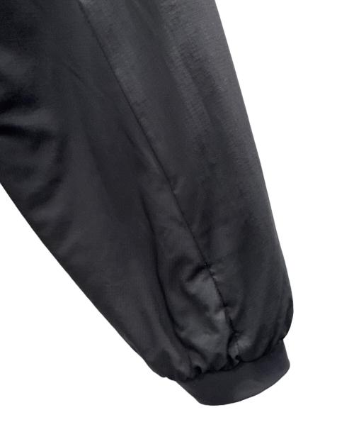 ARC'TERYX（アークテリクス）ARC'TERYX (アークテリクス) アトムジャケット ブラック サイズ:Mの古着・服飾アイテム