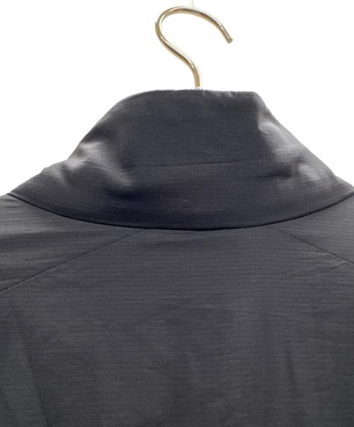 ARC'TERYX（アークテリクス）ARC'TERYX (アークテリクス) アトムジャケット ブラック サイズ:Mの古着・服飾アイテム
