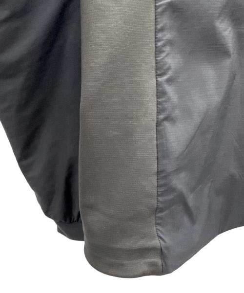 ARC'TERYX（アークテリクス）ARC'TERYX (アークテリクス) アトムジャケット ブラック サイズ:Mの古着・服飾アイテム