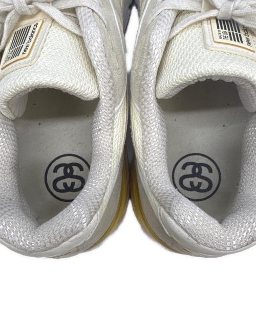 NEW BALANCE（ニューバランス）NEW BALANCE (ニューバランス) stussy (ステューシー) 990V4 Stussy Cream ベージュ サイズ:27.5の古着・服飾アイテム