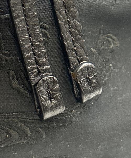 BURBERRY（バーバリー）BURBERRY (バーバリー) ショルダーバッグ ブラックの古着・服飾アイテム