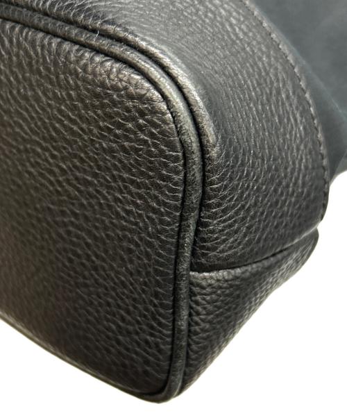 BURBERRY（バーバリー）BURBERRY (バーバリー) ショルダーバッグ ブラックの古着・服飾アイテム