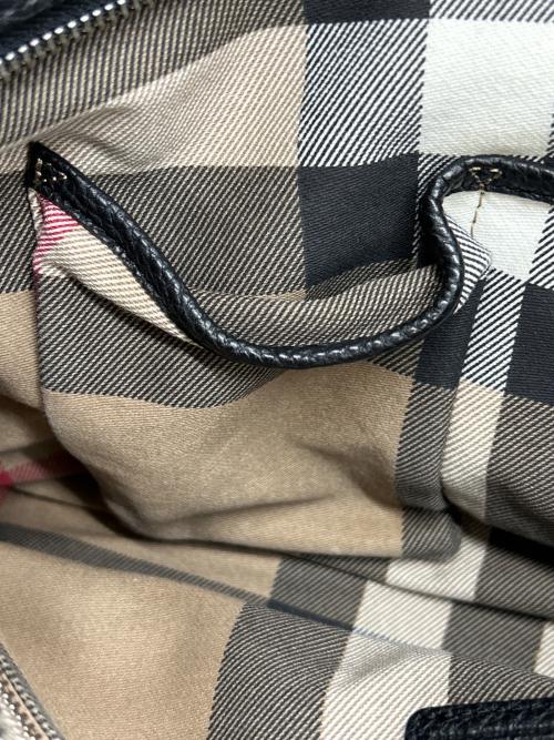 BURBERRY（バーバリー）BURBERRY (バーバリー) ショルダーバッグ ブラックの古着・服飾アイテム