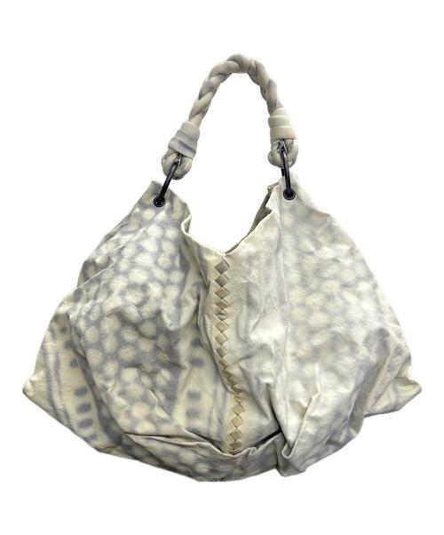 BOTTEGA VENETA（ボッテガベネタ）BOTTEGA VENETA (ボッテガベネタ) ワンショルダーバッグ フォーチュンクッキー ホワイト×ブラックの古着・服飾アイテム