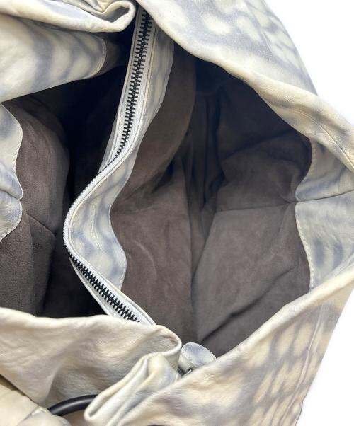 BOTTEGA VENETA（ボッテガベネタ）BOTTEGA VENETA (ボッテガベネタ) ワンショルダーバッグ フォーチュンクッキー ホワイト×ブラックの古着・服飾アイテム