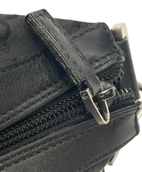 GUCCI（グッチ）GUCCI (グッチ) ワンショルダーバッグ バンブーハンドル  ブラックの古着・服飾アイテム