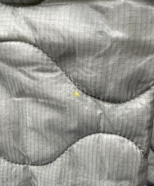 US ARMY（ユーエスアーミー）US ARMY (ユーエスアーミー) M-65フィールドジャケット ライナー 2004年製 グレー サイズ:SMALLの古着・服飾アイテム