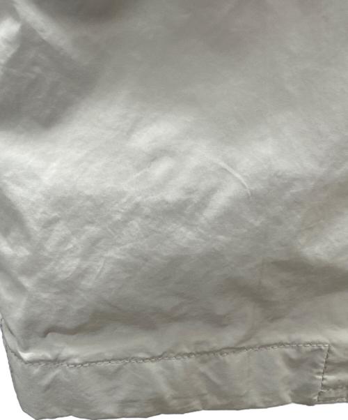 HERNO（ヘルノ）HERNO (ヘルノ) ナイロンジャケット ベージュ サイズ:44の古着・服飾アイテム