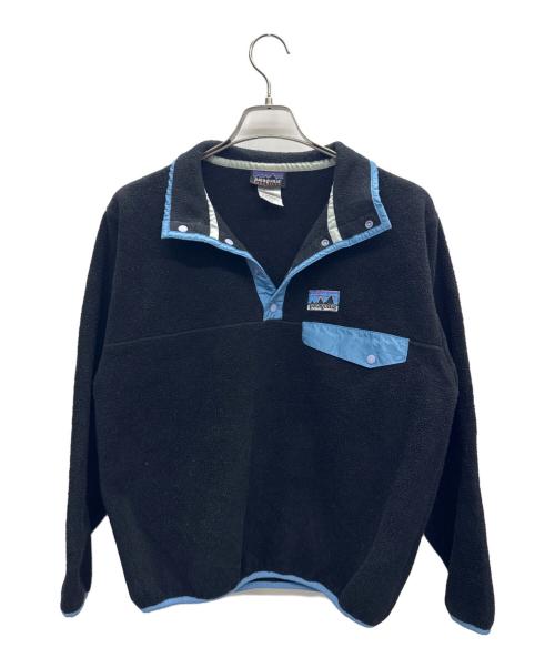 Patagonia（パタゴニア）Patagonia (パタゴニア) URBAN OUTFITTERS (アーバンアウトフィッターズ) シンチラスナップT ブラック×ブルー サイズ:Sの古着・服飾アイテム