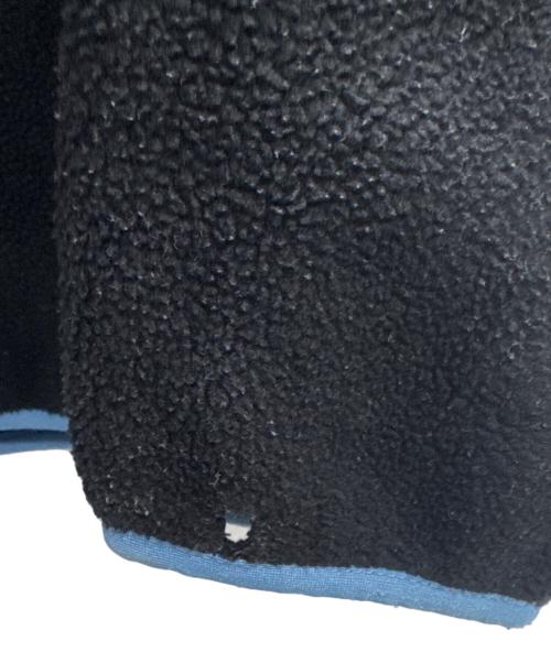 Patagonia（パタゴニア）Patagonia (パタゴニア) URBAN OUTFITTERS (アーバンアウトフィッターズ) シンチラスナップT ブラック×ブルー サイズ:Sの古着・服飾アイテム