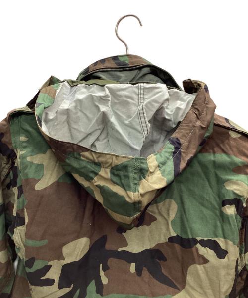 US ARMY（ユーエスアーミー）US ARMY (ユーエスアーミー) M-65 フィールドジャケット USウッドランド 1983年 グリーン サイズ:SMALL REGULARの古着・服飾アイテム