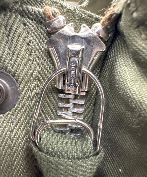 US ARMY（ユーエスアーミー）US ARMY (ユーエスアーミー) M51 フィールドジャケット グリーン サイズ:REGULAR SMALLの古着・服飾アイテム