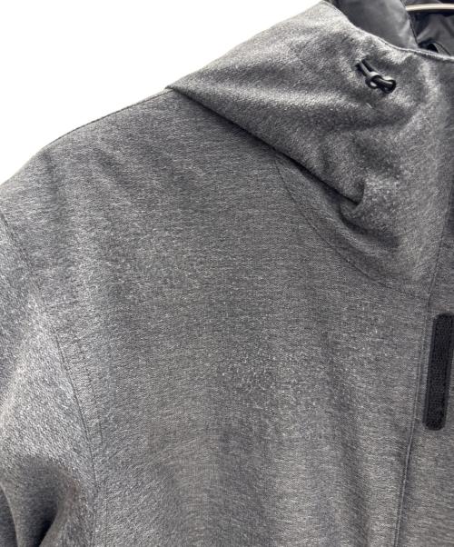 THE NORTH FACE（ザ ノース フェイス）THE NORTH FACE (ザ ノース フェイス) ノベルティゼウストリクライメート ダウンジャケット グレー サイズ:Mの古着・服飾アイテム