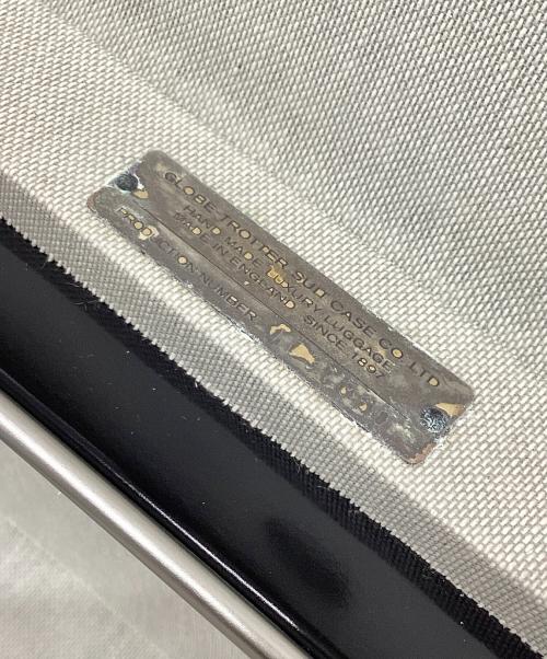 GLOBE-TROTTER（グローブトロッター）GLOBE-TROTTER (グローブトロッター) センテナリー キャリーオン 2輪 ブラックの古着・服飾アイテム