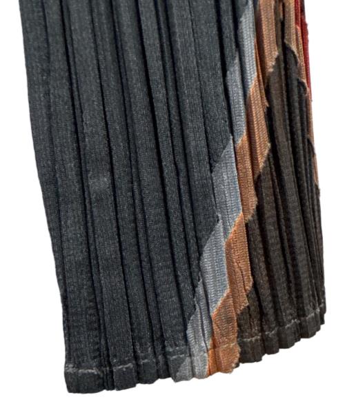 PLEATS PLEASE（プリーツプリーズ）PLEATS PLEASE (プリーツプリーズ) ハイネックプリーツカットソー グリーン サイズ:3の古着・服飾アイテム