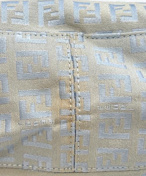 FENDI（フェンディ）FENDI (フェンディ) ショルダーバッグ ズッキーノ ミニマンマバケット スカイブルーの古着・服飾アイテム