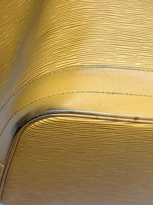 LOUIS VUITTON（ルイ ヴィトン）LOUIS VUITTON (ルイ ヴィトン) ショルダーバッグ エピ ノエ イエローの古着・服飾アイテム