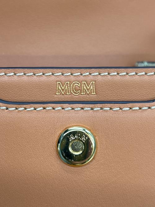 MCM（エムシーエム）MCM (エムシーエム) ロゴメタルチェーンショルダー キャメルの古着・服飾アイテム